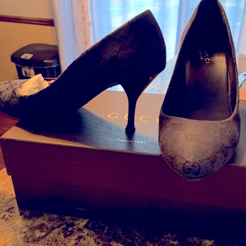 Size 8 Gucci heels worn